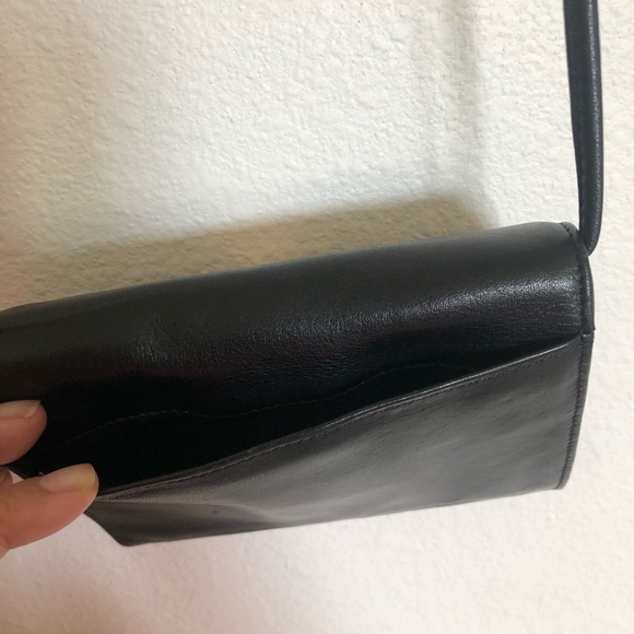 Americans by Sharif Crossbody Bag - Picture 6 of 7